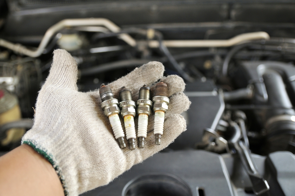 Anleitung für Zündkerzenwechsel am Auto