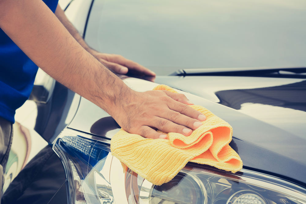 Auto Außenpflege - was sollten Sie beachten!